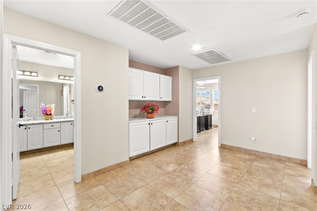 6857 Adobe Villa Avenue