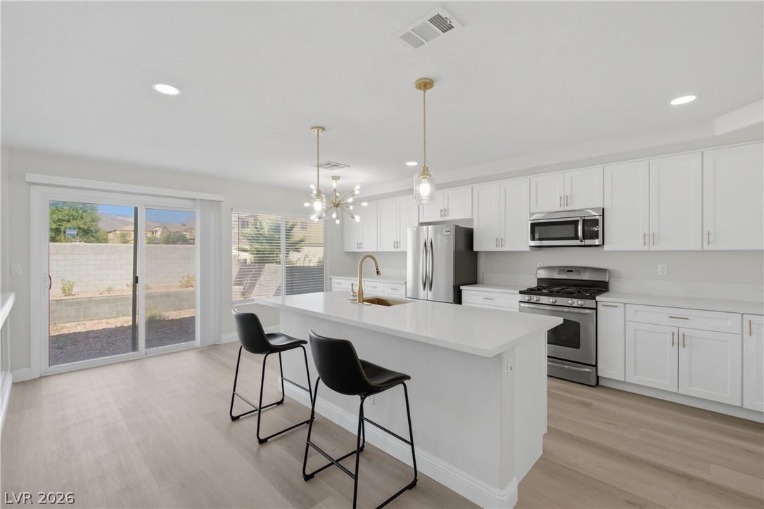 3721 Deer Flats Street
