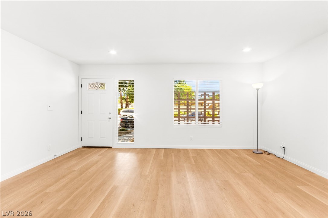 1393 Dorothy Avenue 1
