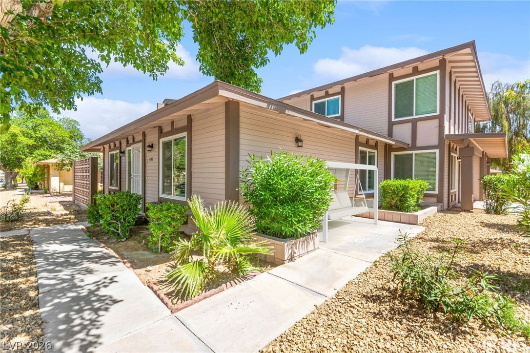 1393 Dorothy Avenue 1