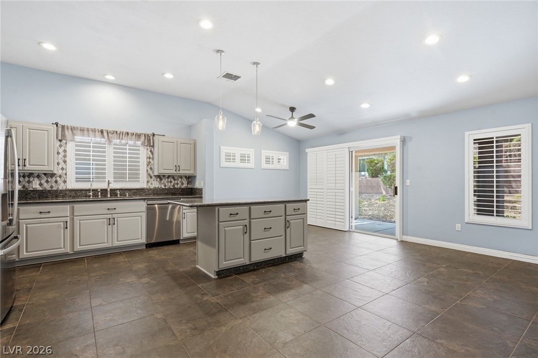 507 Dart Brook Place