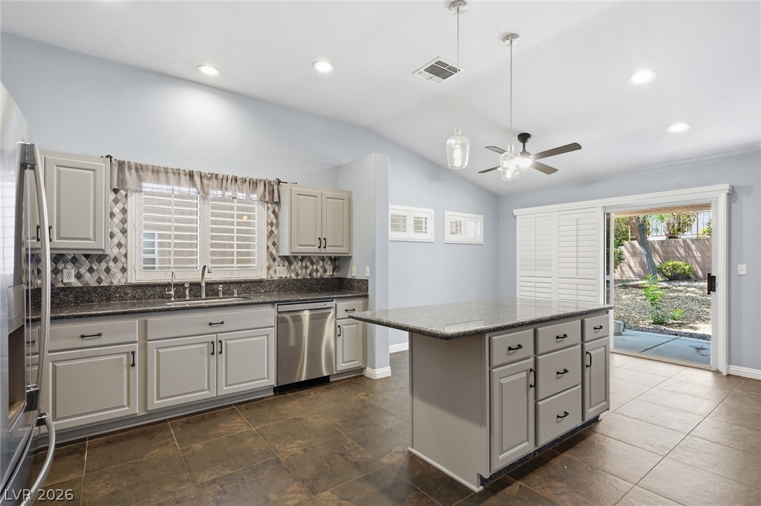 507 Dart Brook Place