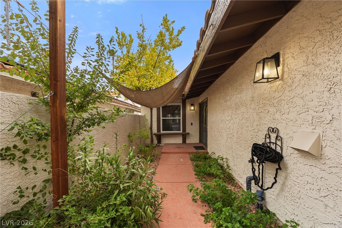 2117 Plaza De La Candela