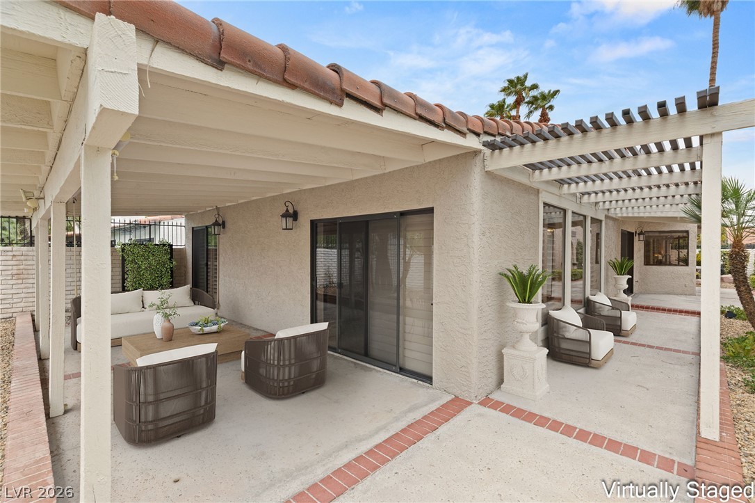 2312 Plaza Del Prado