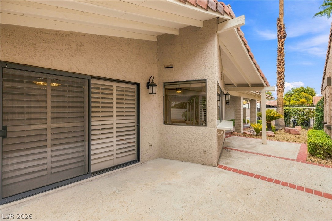2312 Plaza Del Prado