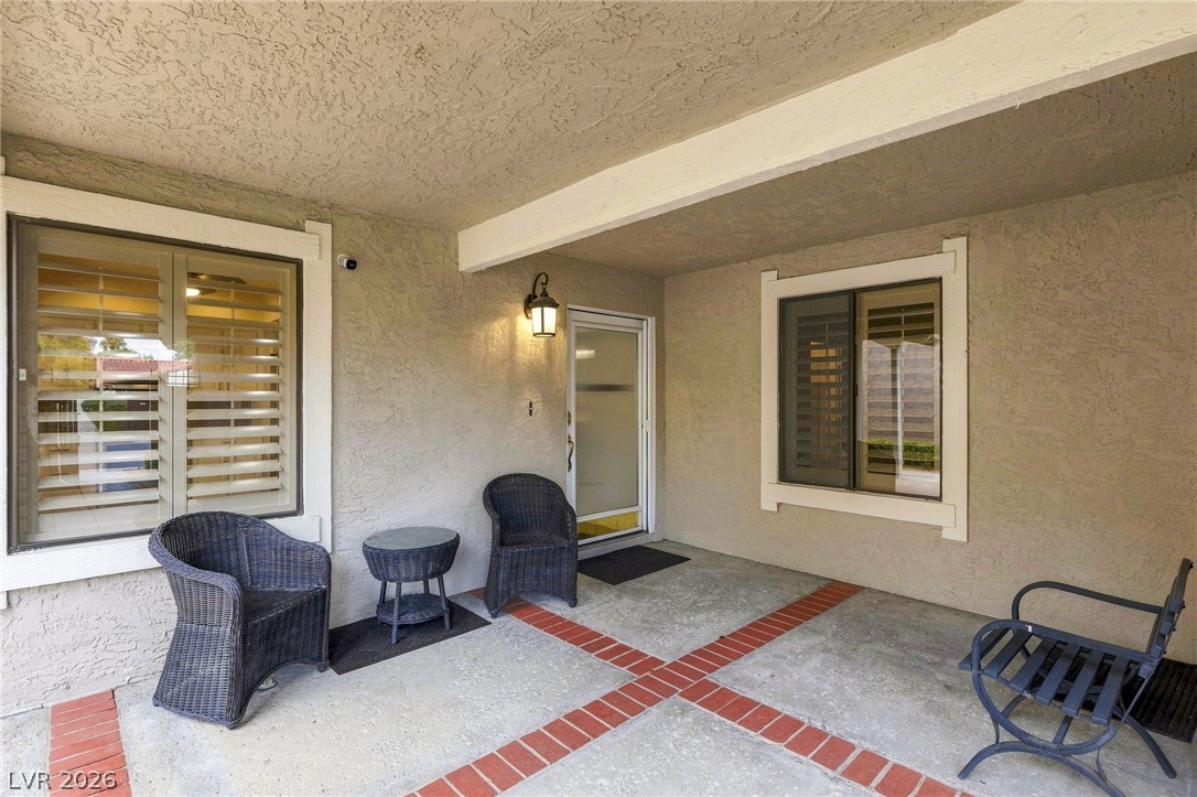 2312 Plaza Del Prado