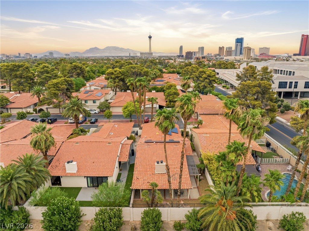 2312 Plaza Del Prado