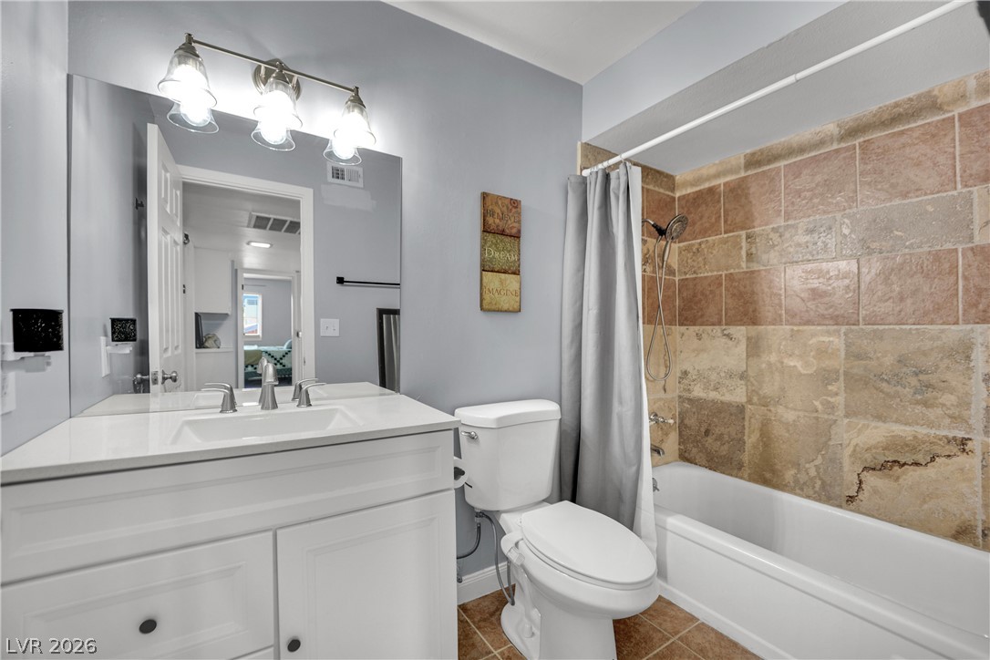 4823 Castle Rock Court