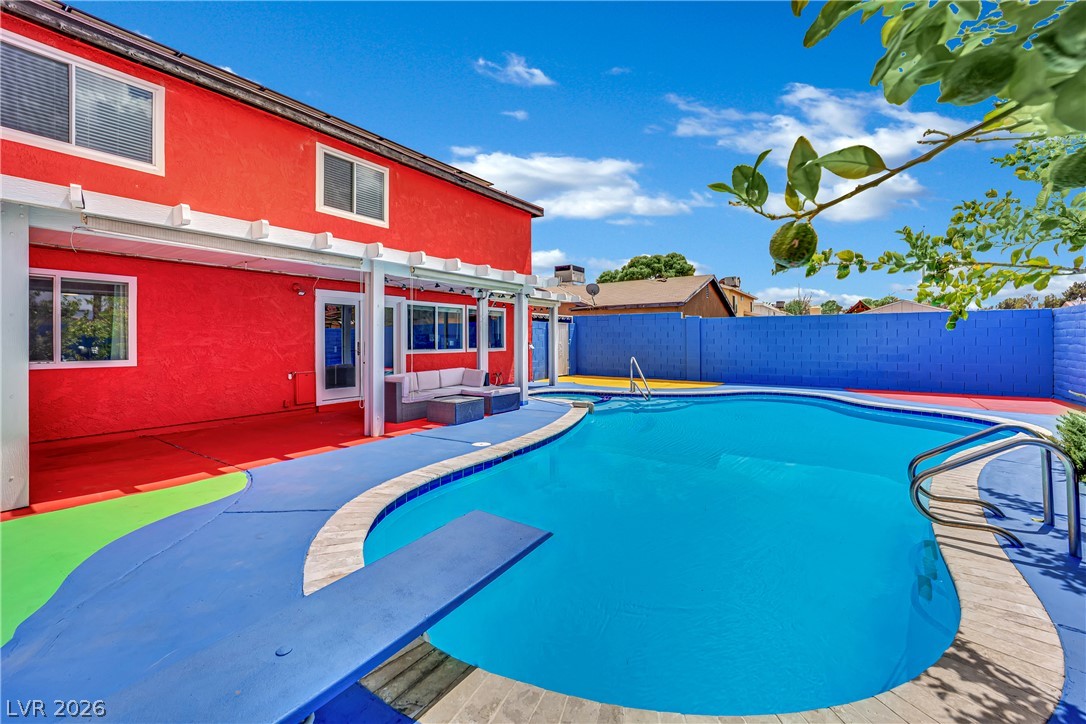 4823 Castle Rock Court