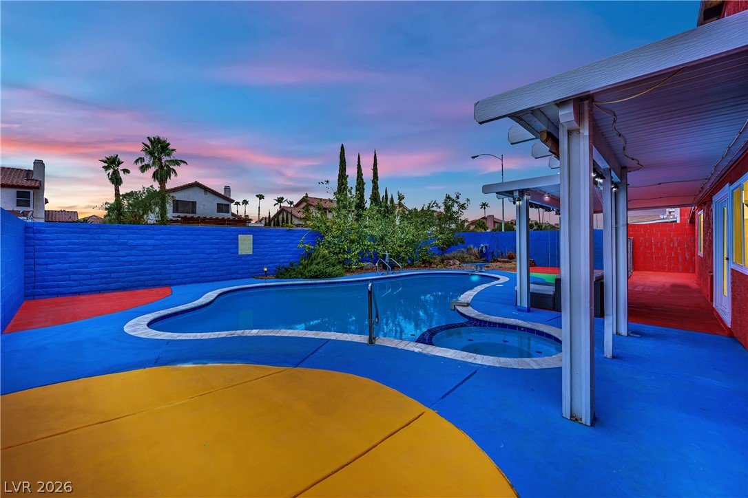 4823 Castle Rock Court