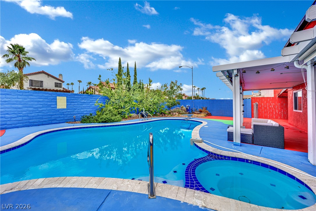 4823 Castle Rock Court