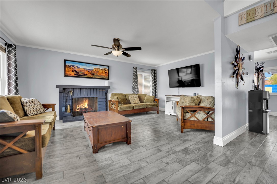 4823 Castle Rock Court