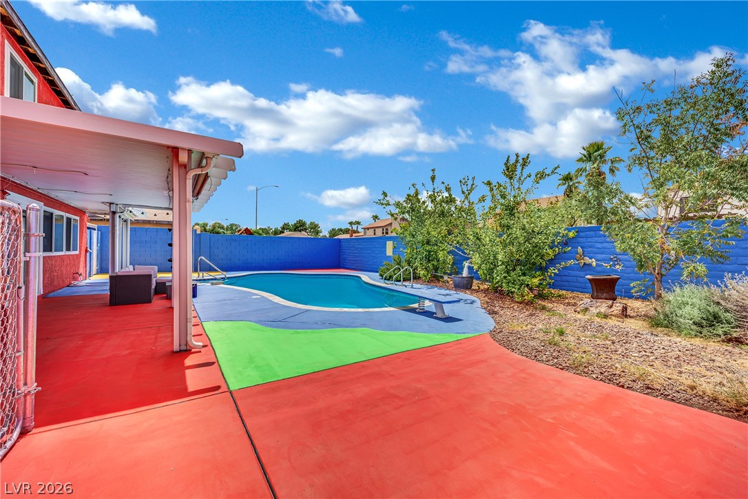 4823 Castle Rock Court