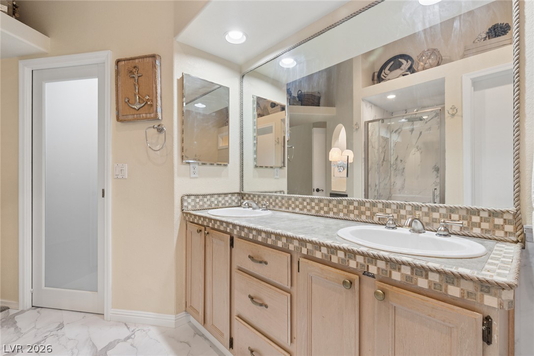 2429 Twin Flower Circle