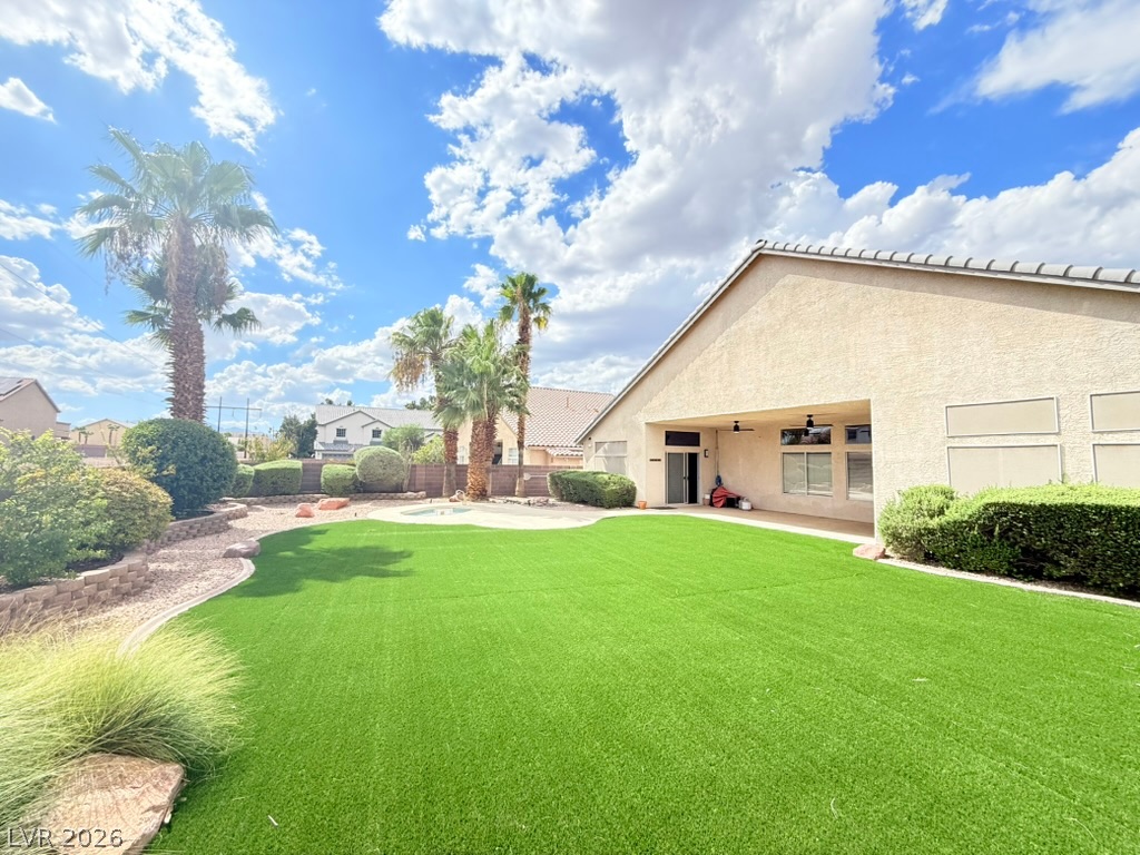 275 Macsnap Avenue