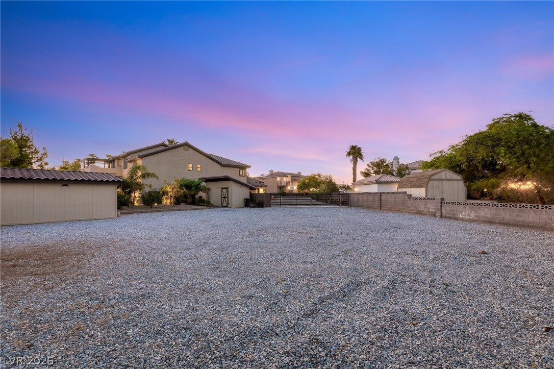1720 Fairgate Court