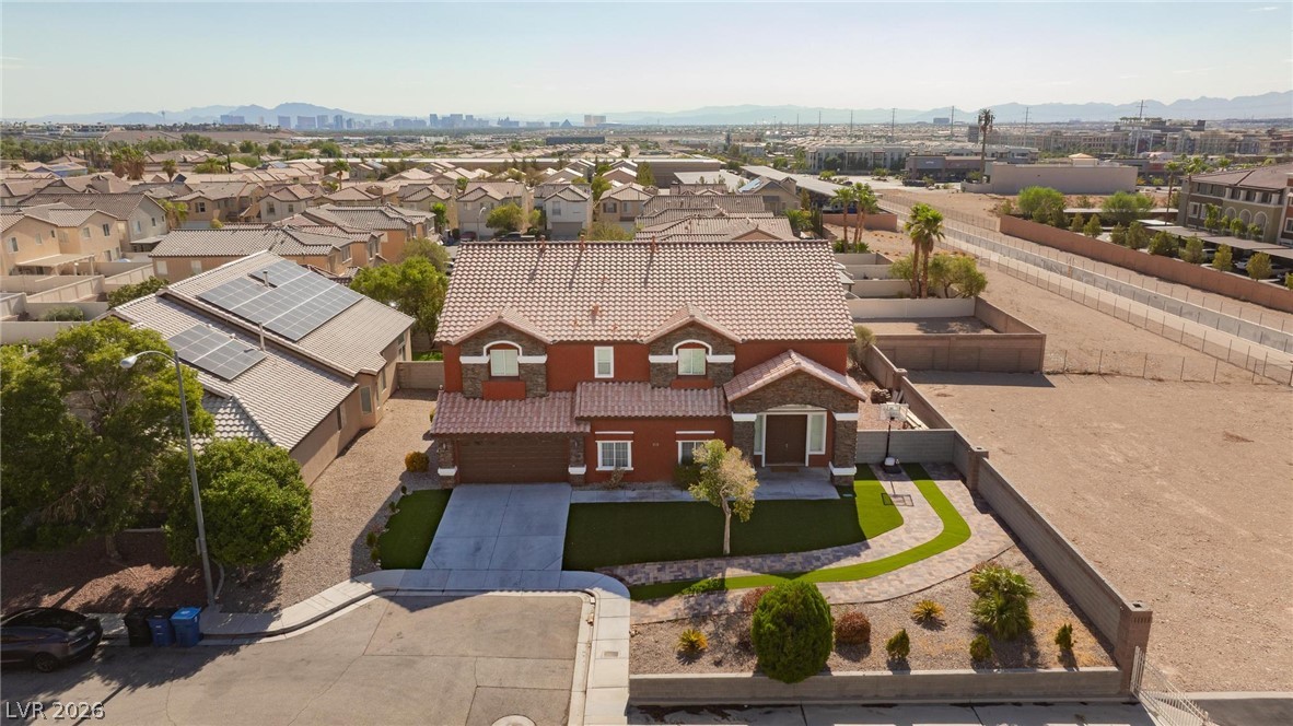 5560 Kings Row Court