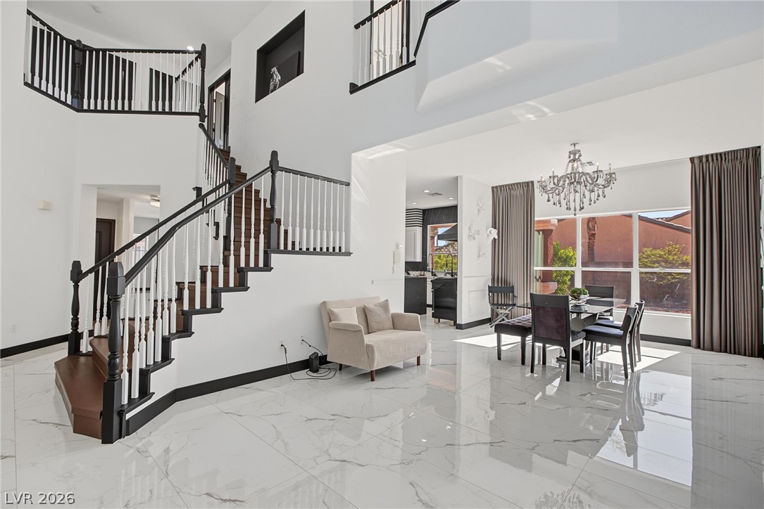 5560 Kings Row Court