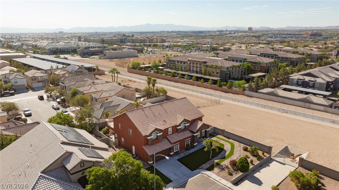 5560 Kings Row Court