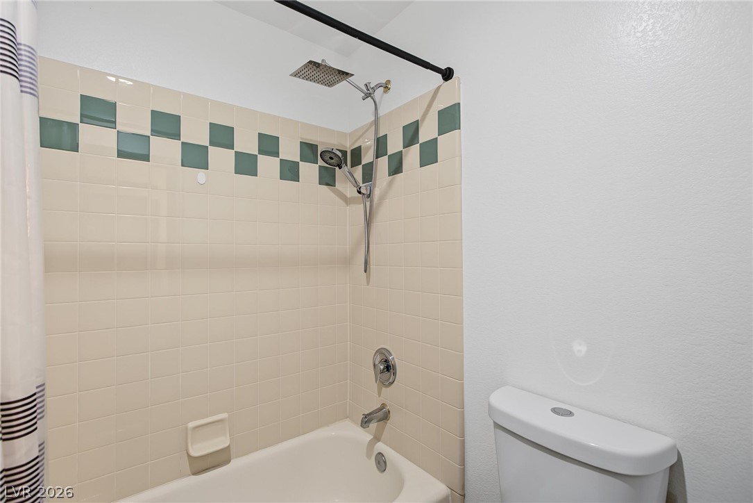 5560 Kings Row Court