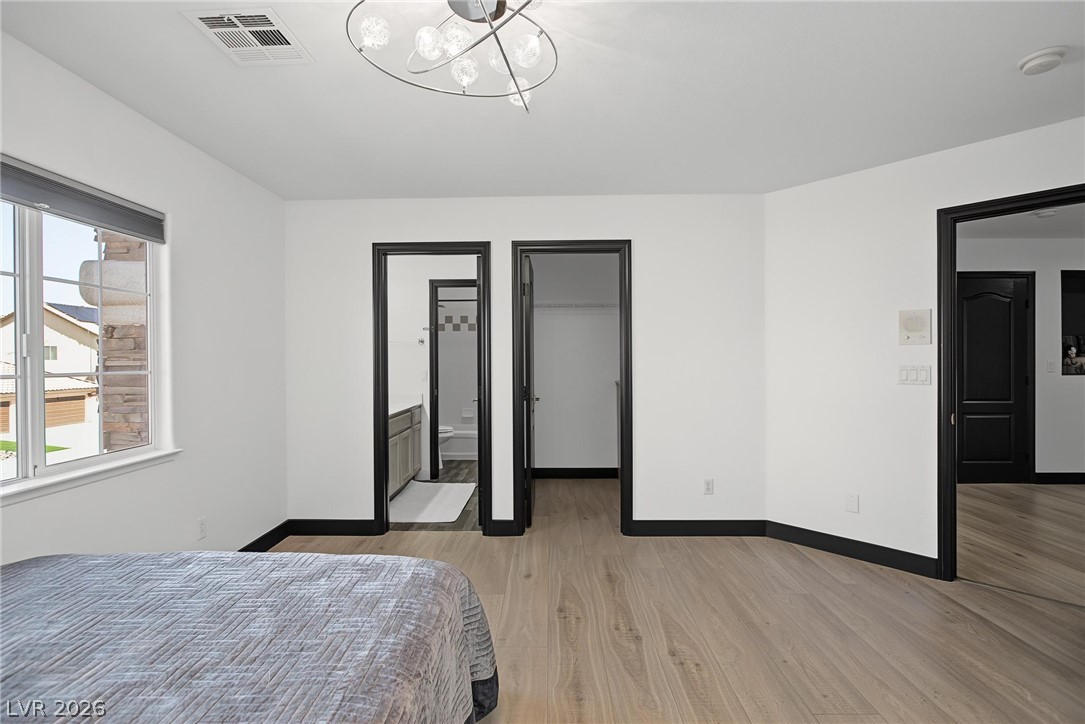 5560 Kings Row Court