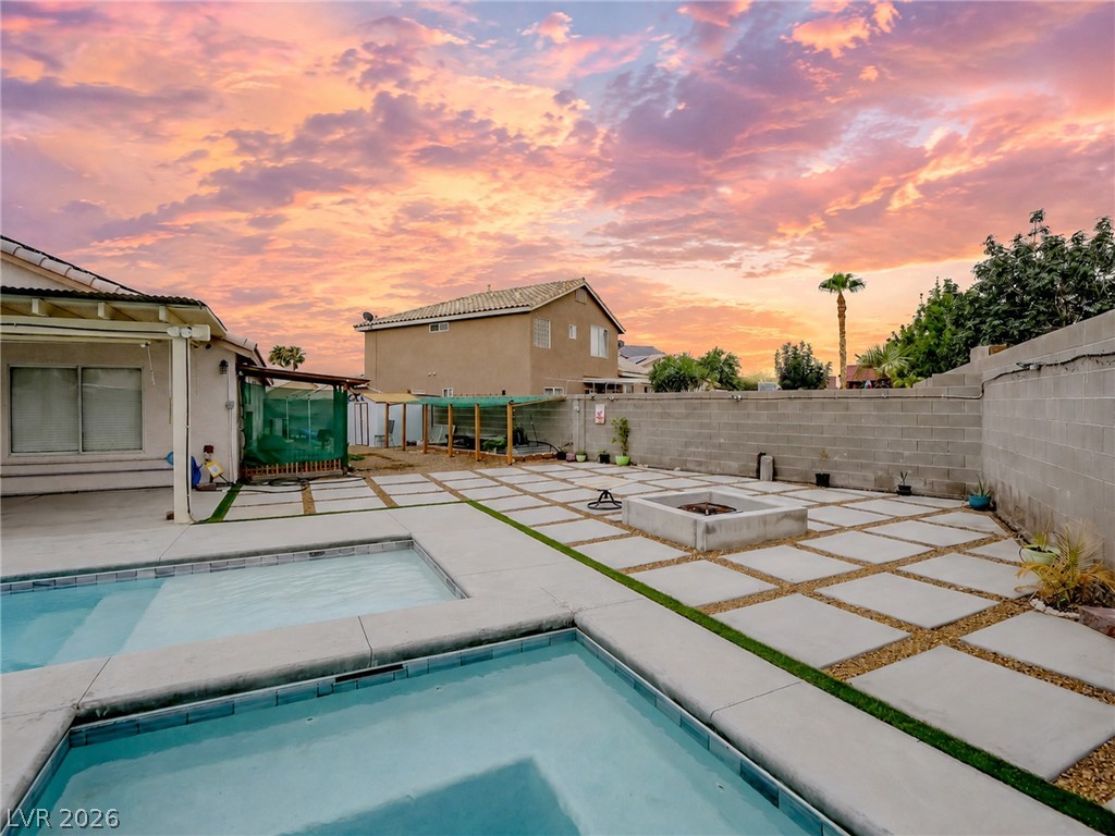 5320 Evergreen Meadow Avenue