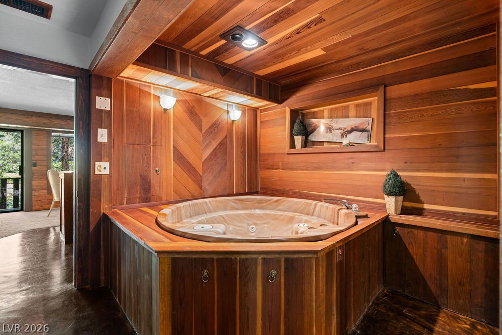 4146 Tyrol Way