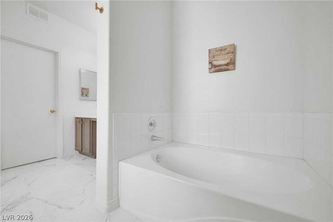 2000 Quarry Ridge Street 104