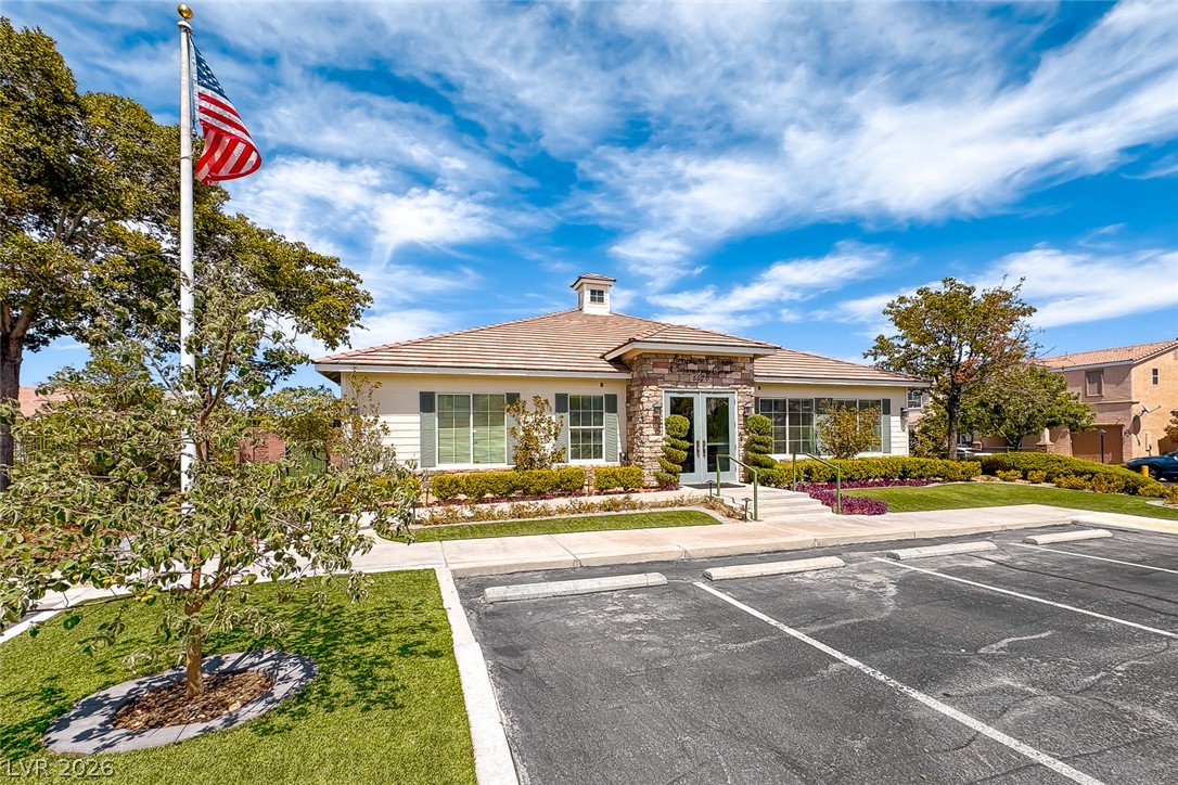 7609 Aspen Color Street