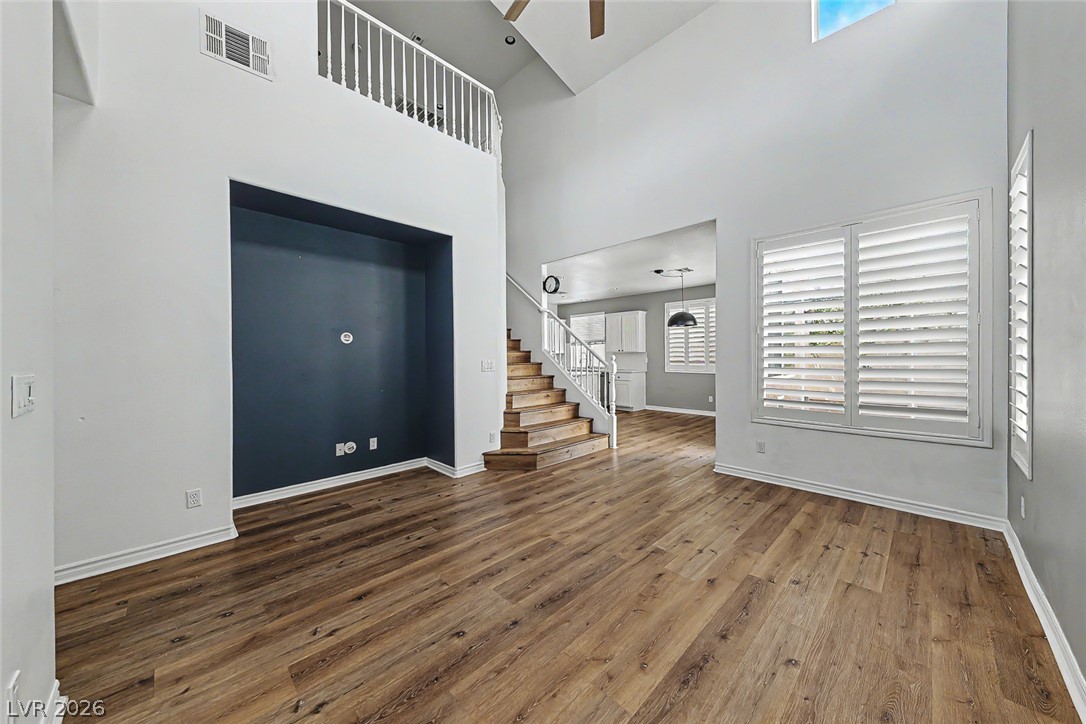 7609 Aspen Color Street