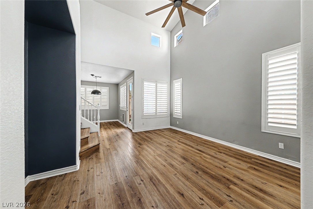 7609 Aspen Color Street