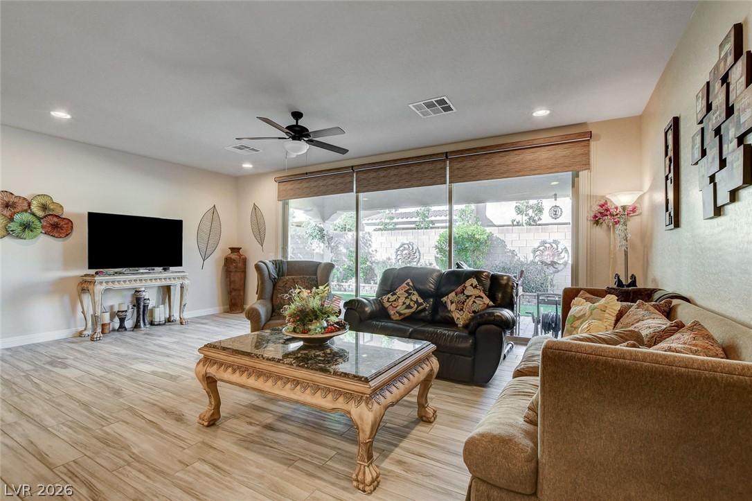 9730 Ponderosa Skye Court