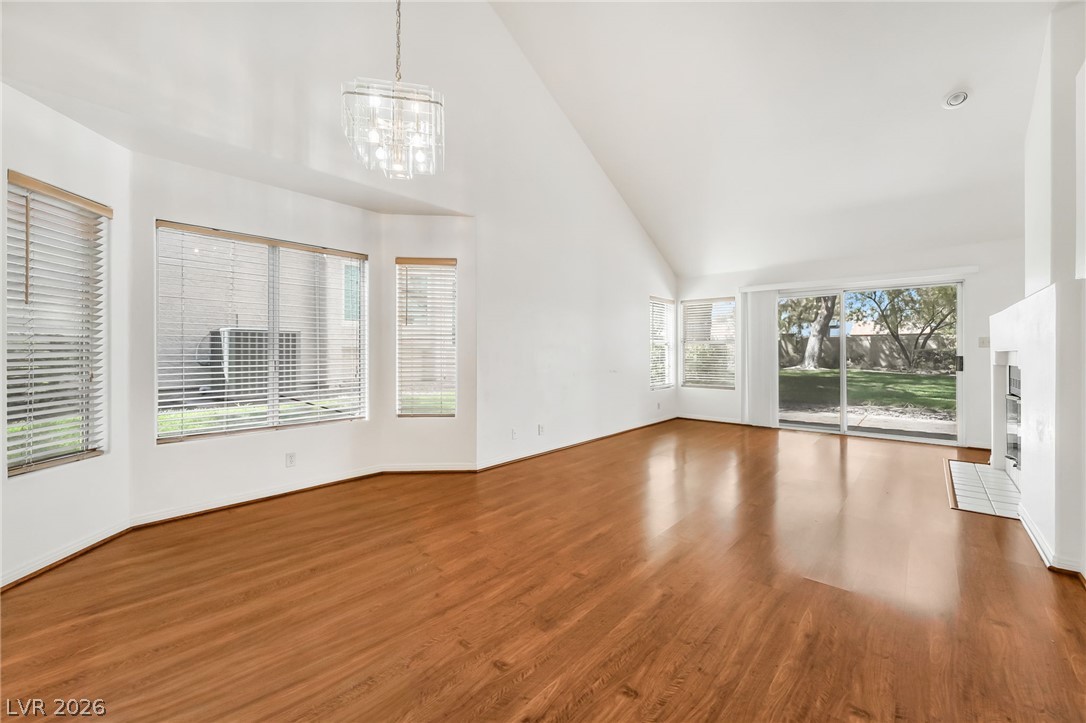 6986 Emerald Springs Lane