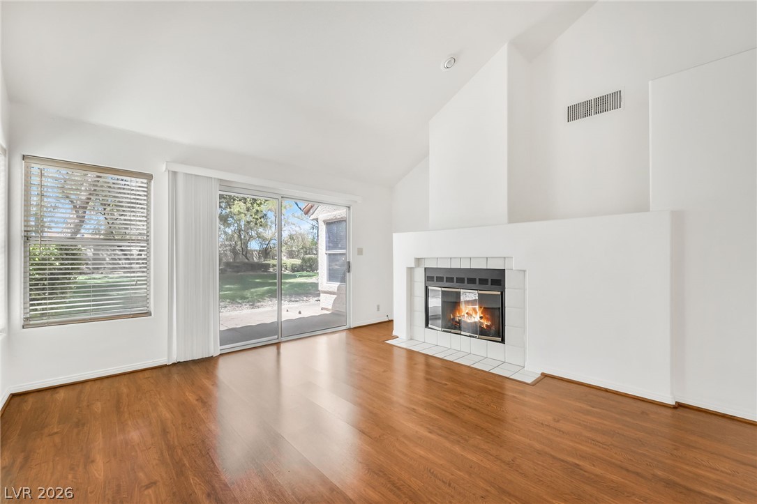 6986 Emerald Springs Lane