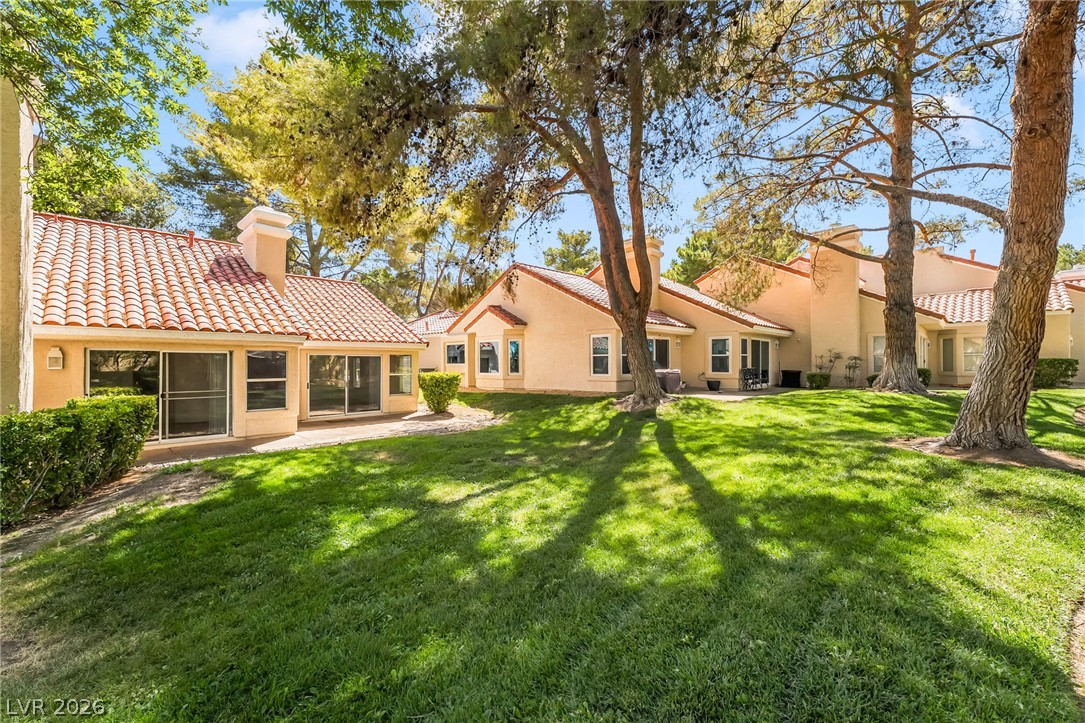 6986 Emerald Springs Lane