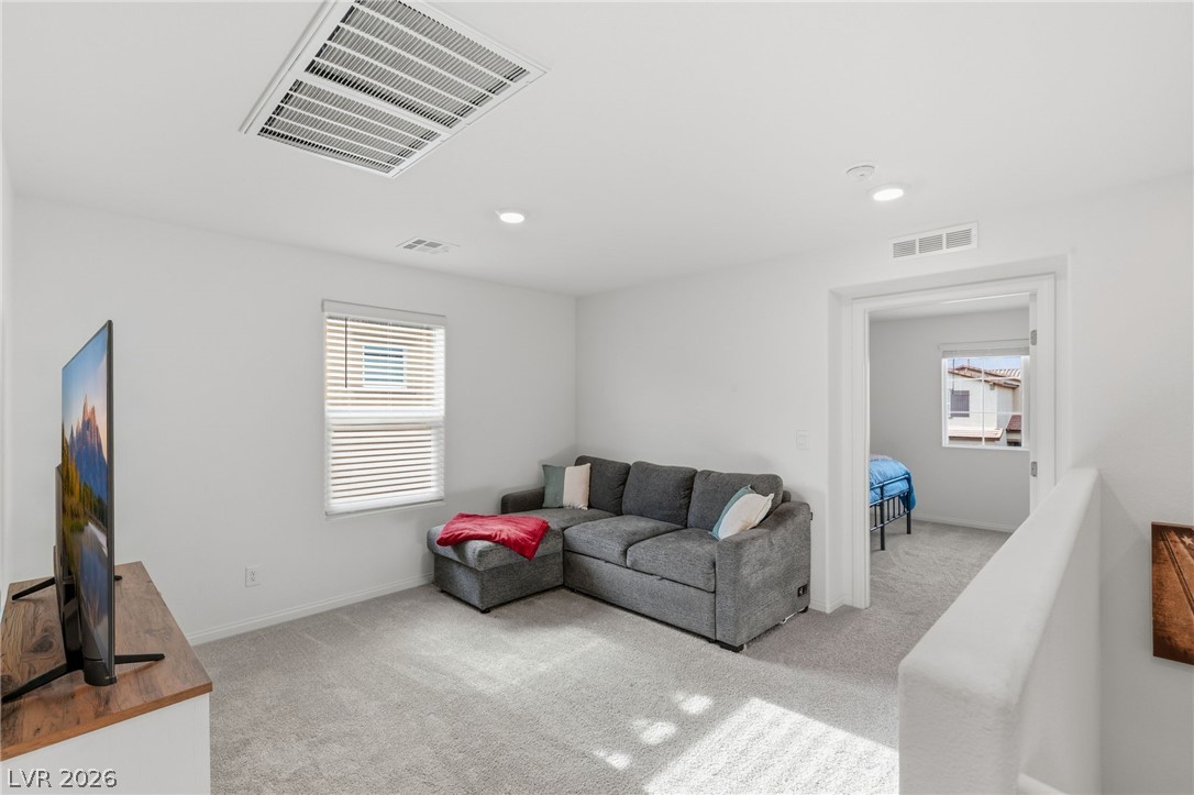 597 Juniper Rock Avenue