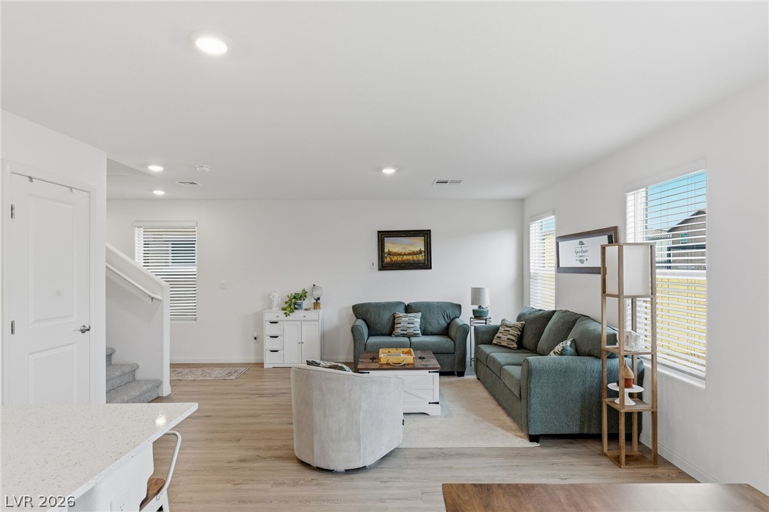 597 Juniper Rock Avenue