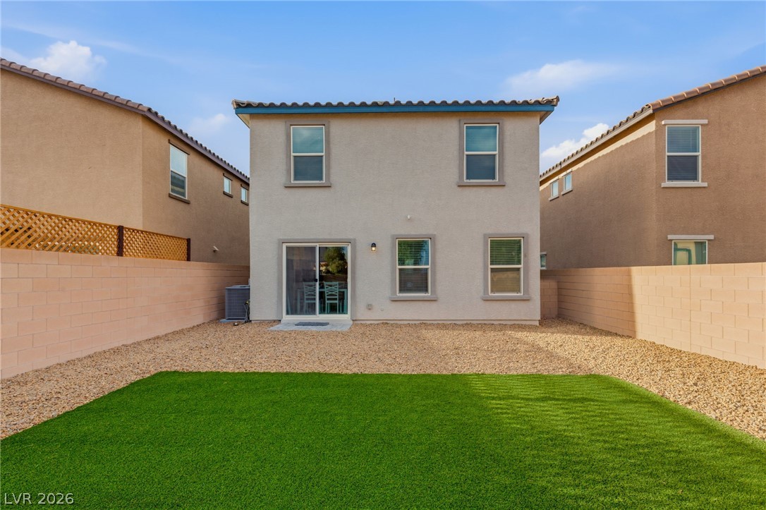 597 Juniper Rock Avenue