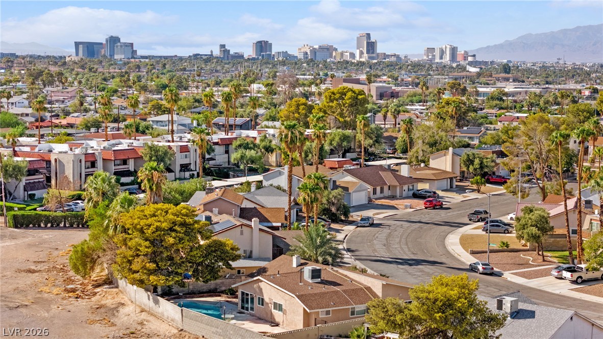 2503 Siesta Avenue
