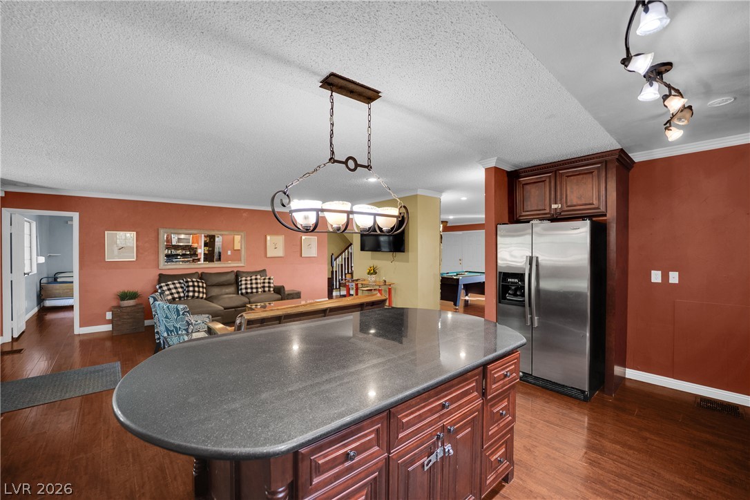 2631 South Buffalo Drive