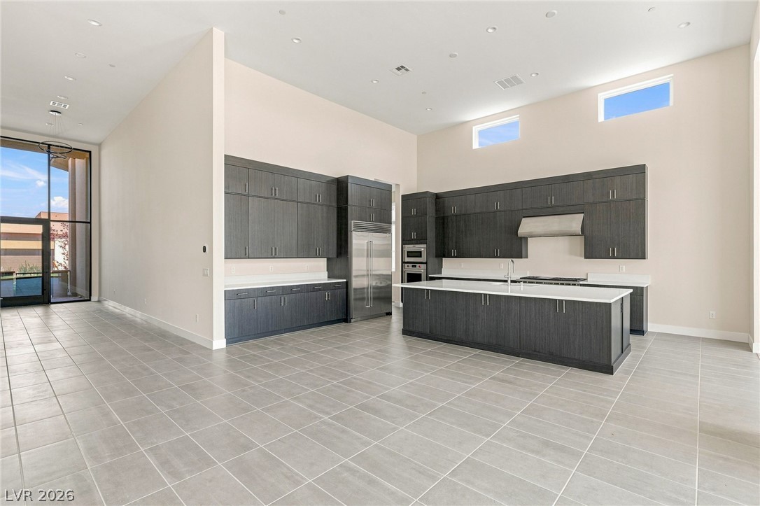 10865 Agate Cliffs Avenue