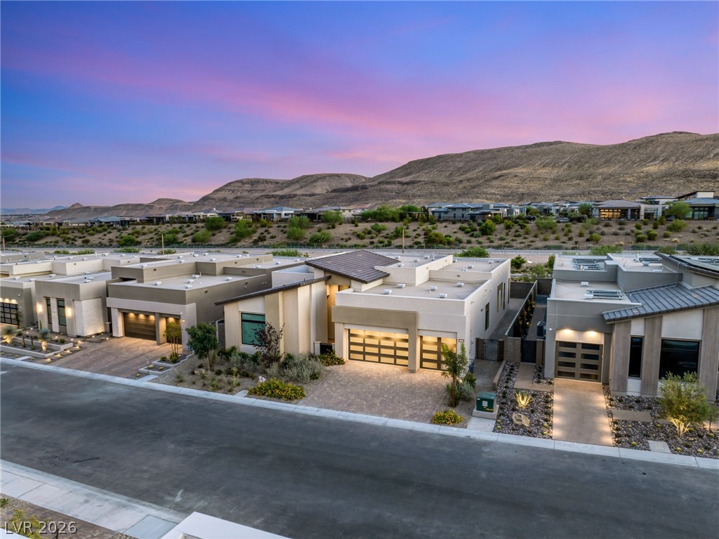 10865 Agate Cliffs Avenue