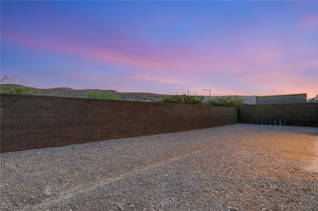 10865 Agate Cliffs Avenue