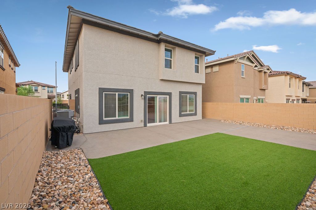 383 Winter Dove Avenue