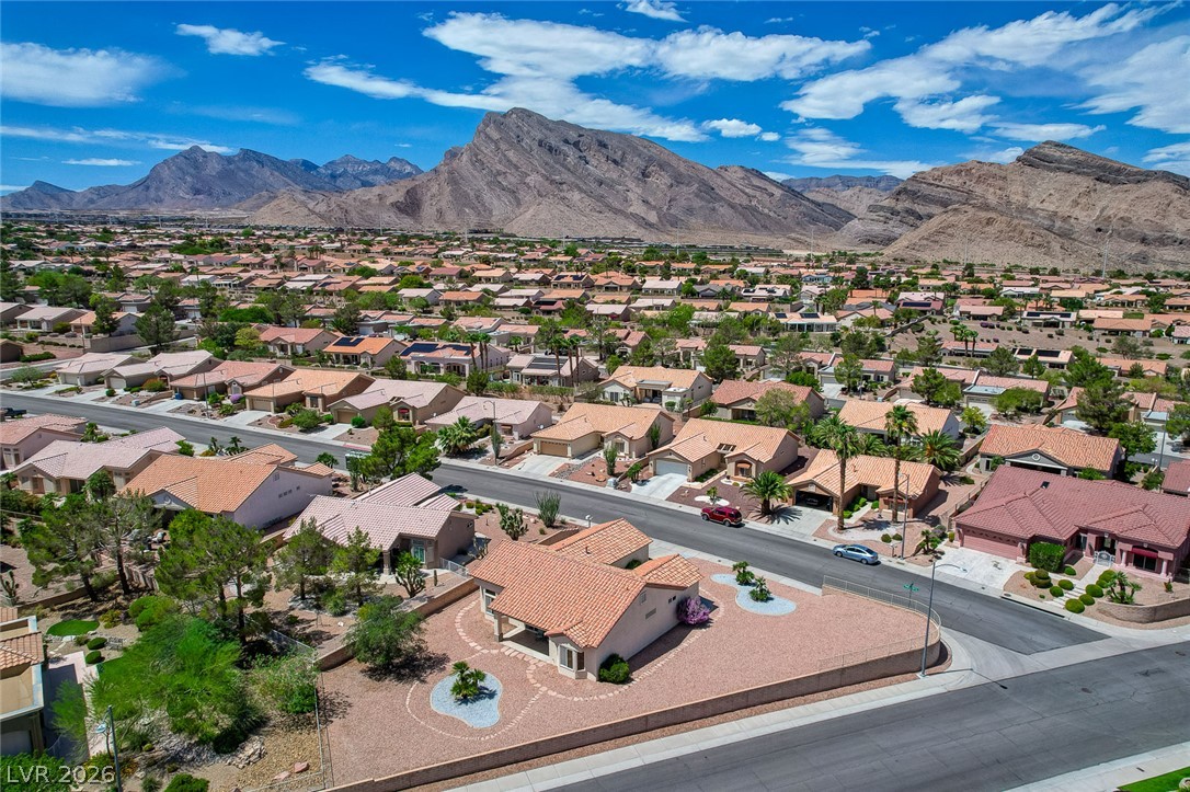 2832 Hanging Rock Drive
