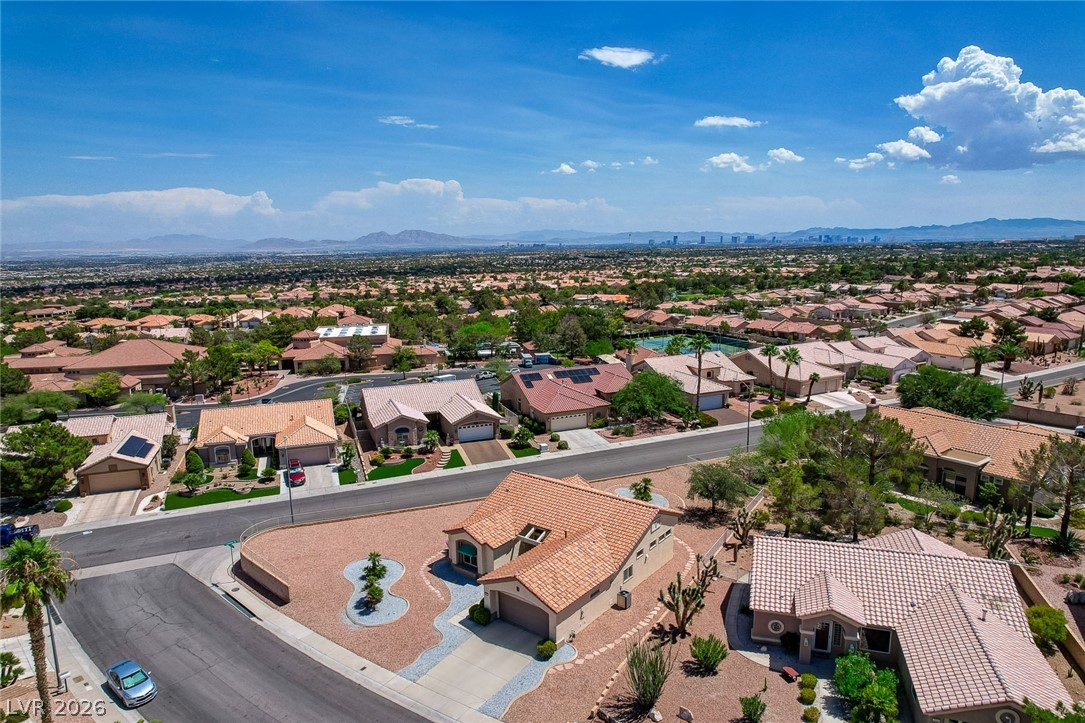 2832 Hanging Rock Drive