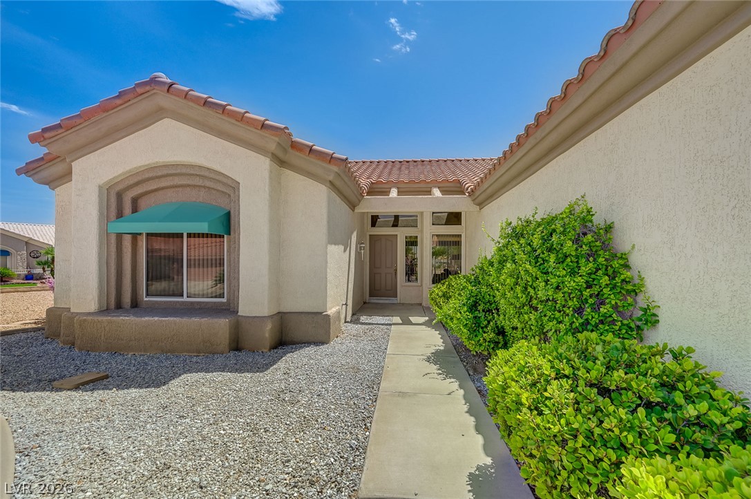 2832 Hanging Rock Drive