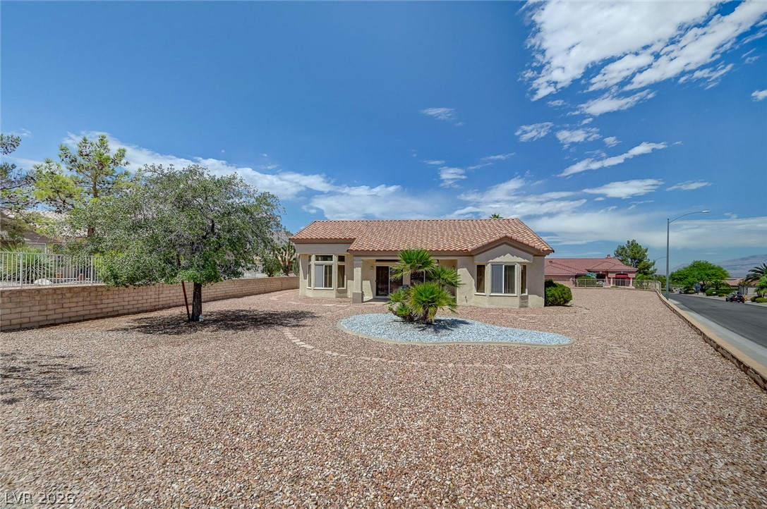 2832 Hanging Rock Drive