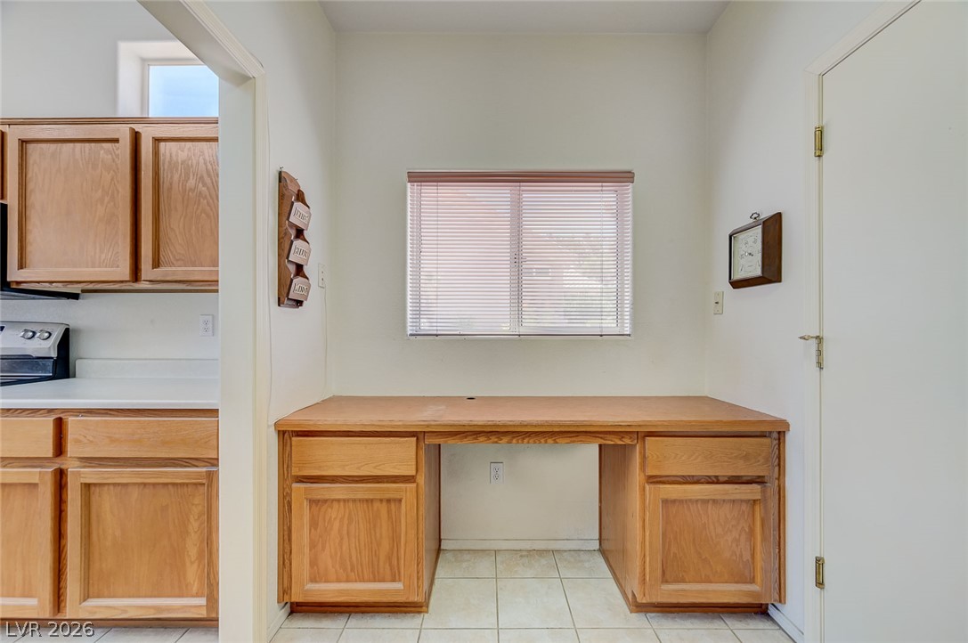 2832 Hanging Rock Drive