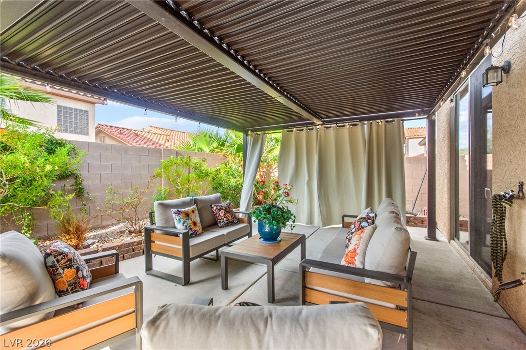7568 Stray Horse Avenue